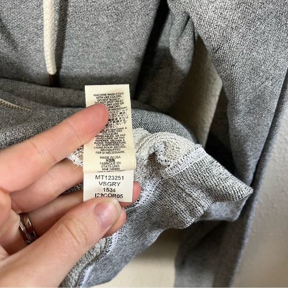 THE GREAT. MAN Varsity Grey The Men's Zip Up Hoodie - Picture 11 of 12